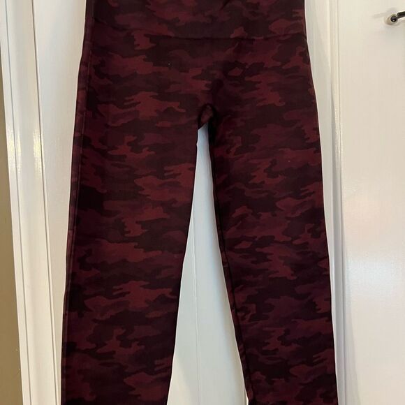 Spanx leggings size XL - Picture 3 of 5